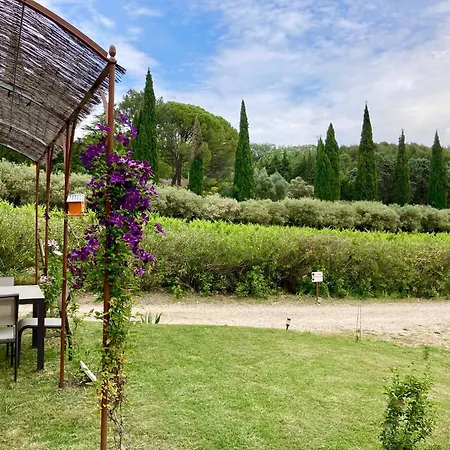 Domaine Des Lavarines Guest house *